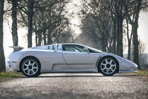 Bugatti EB110 SS Gewoonvoorhem