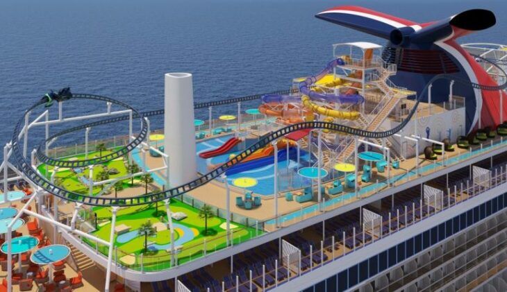 Cruiseschip met pretpark