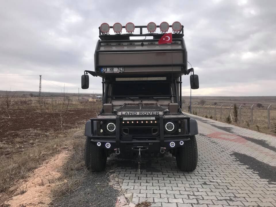 Land Rover camper