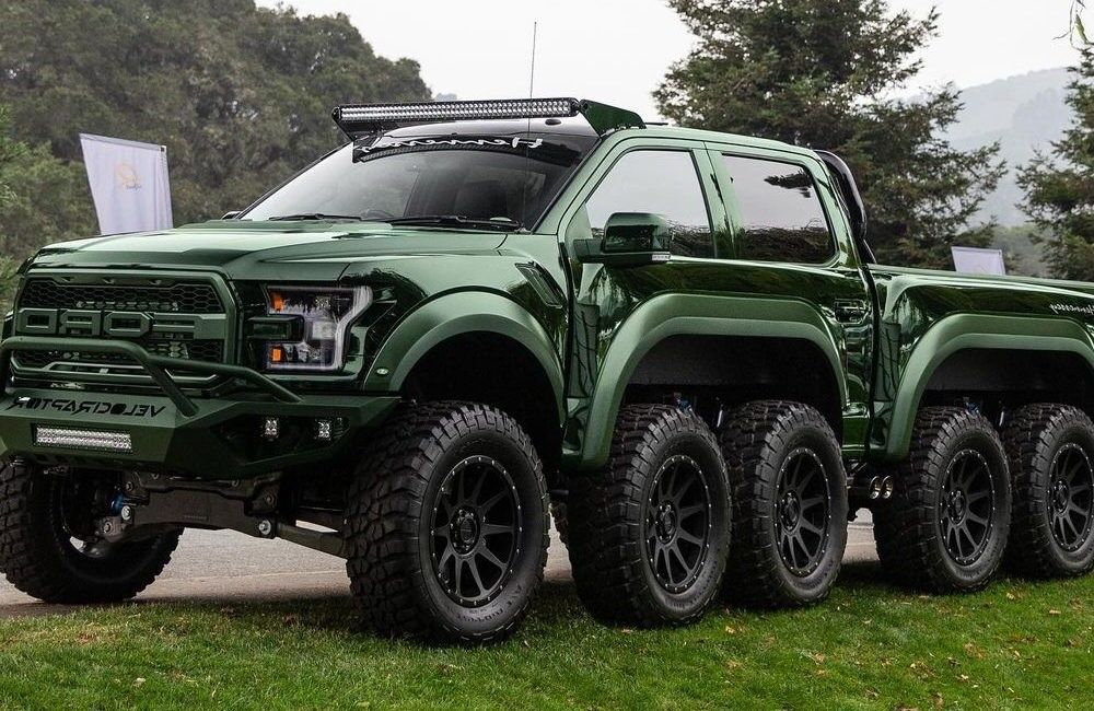 Hennessey Velociraptor