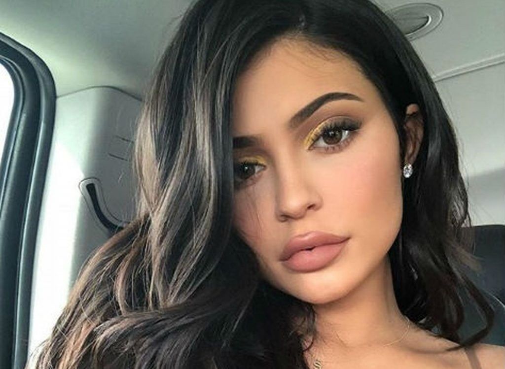 auto Kylie Jenner