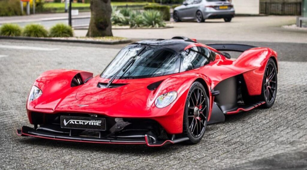 aston martin valkyrie