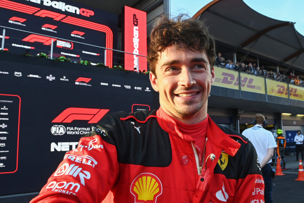 Dit gaat Charles Leclerc verdienen met nieuwe contract bij Ferrari