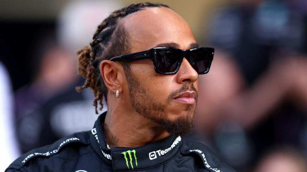 Lewis Hamilton gaat naam veranderen