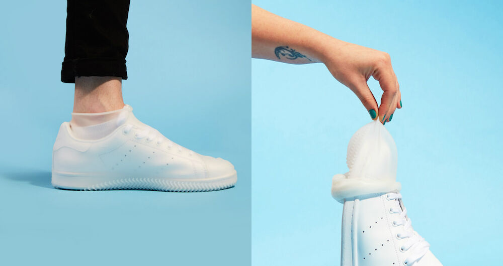 Illustratie voor: Met deze ‘schoen condooms’ blijven je sneakers wit op een festival