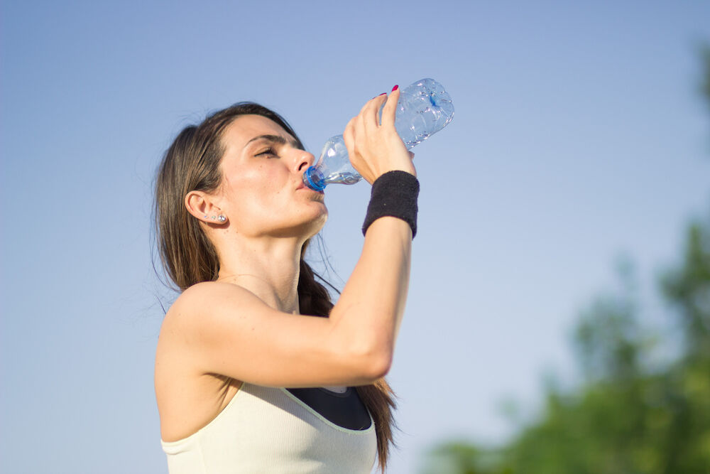 Illustratie voor: Zo lang kun jij je waterflesje écht bewaren