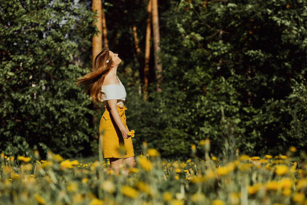 Illustratie voor: Deze crop tops moét jij deze zomer in je kast hebben liggen