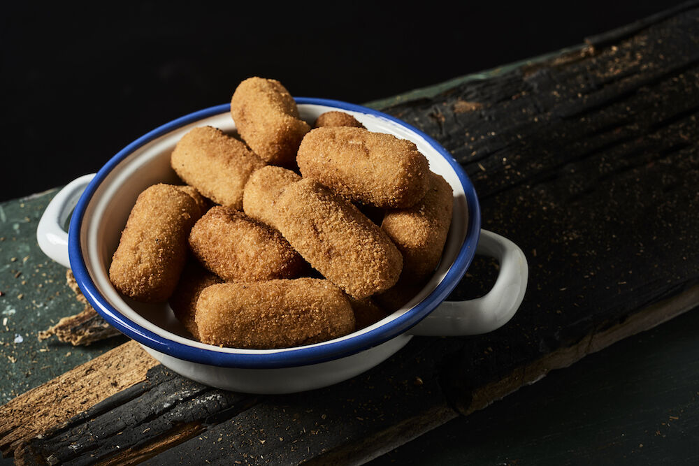 Illustratie voor: Kroket lovers opgelet! Er bestaat nu een heuse kroketbar in Amsterdam