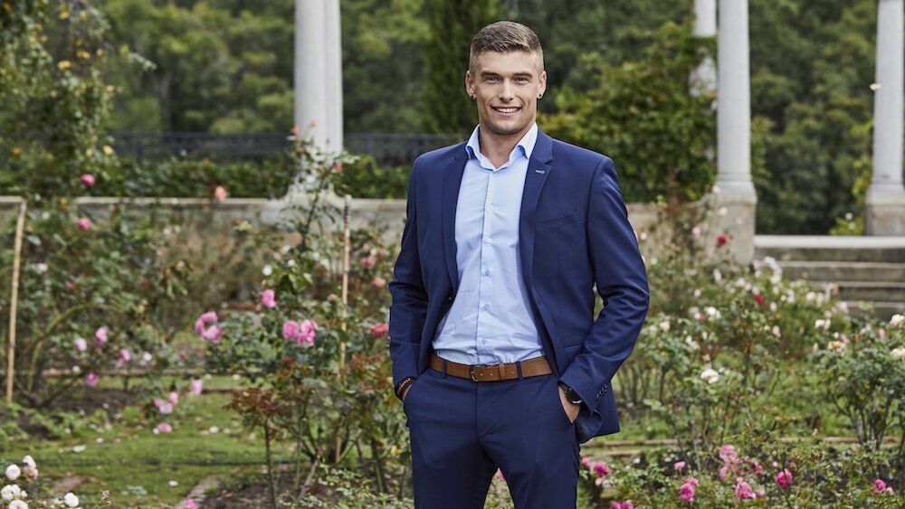 Illustratie voor: Bachelorette-Joey heeft een nieuwe vriendin en ze lijkt sprekend op Gaby