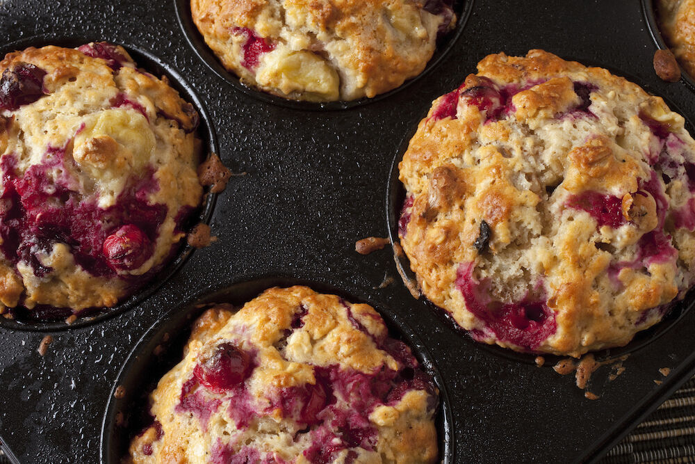 Illustratie voor: OMG! Dit is hét recept voor witte chocolade cranberry muffins