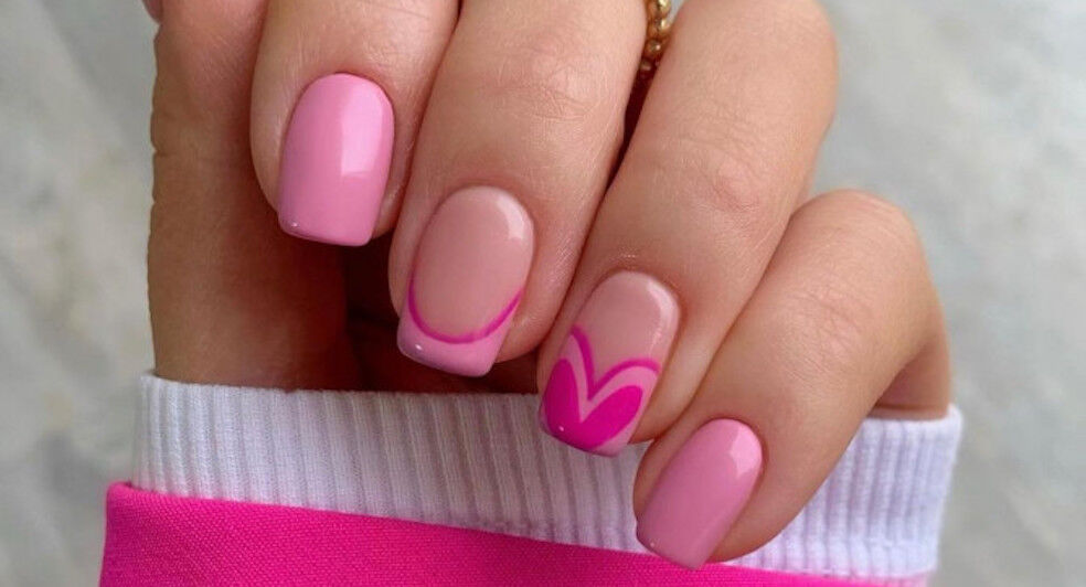 barbie-nails