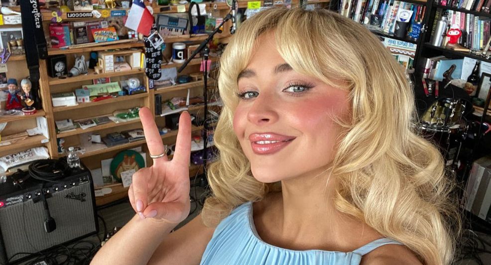 Selfie van Sabrina Carpenter in de studio.