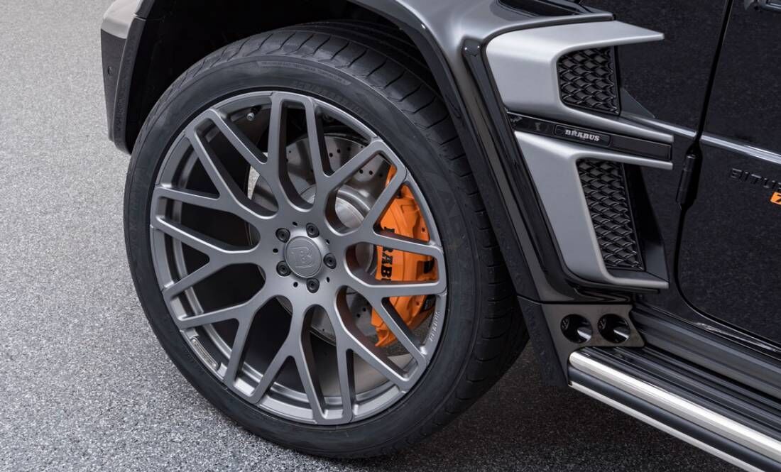 mercedes-benz g-klasse brabus 700 widestar MAN MAN