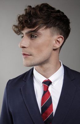 mannen met krullen MAN MAN