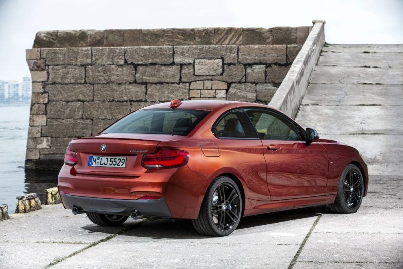 BMW M240i