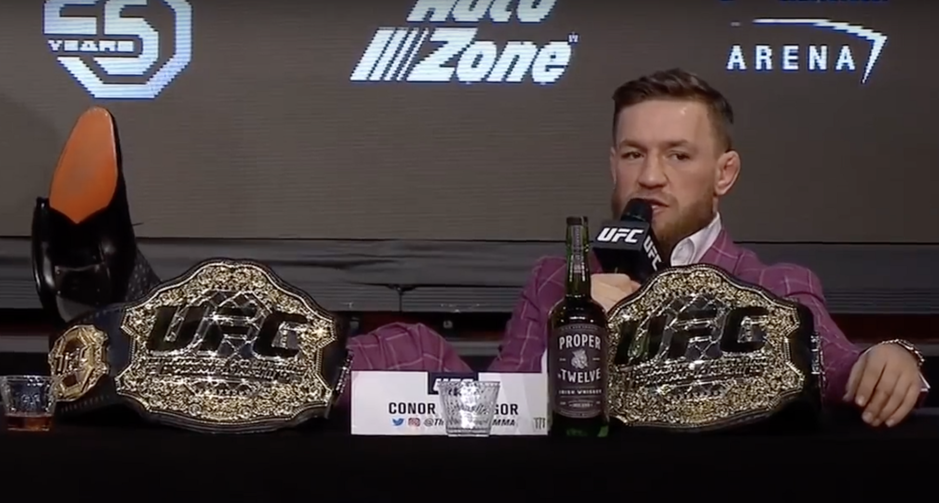 Conor McGregor Persconferentie