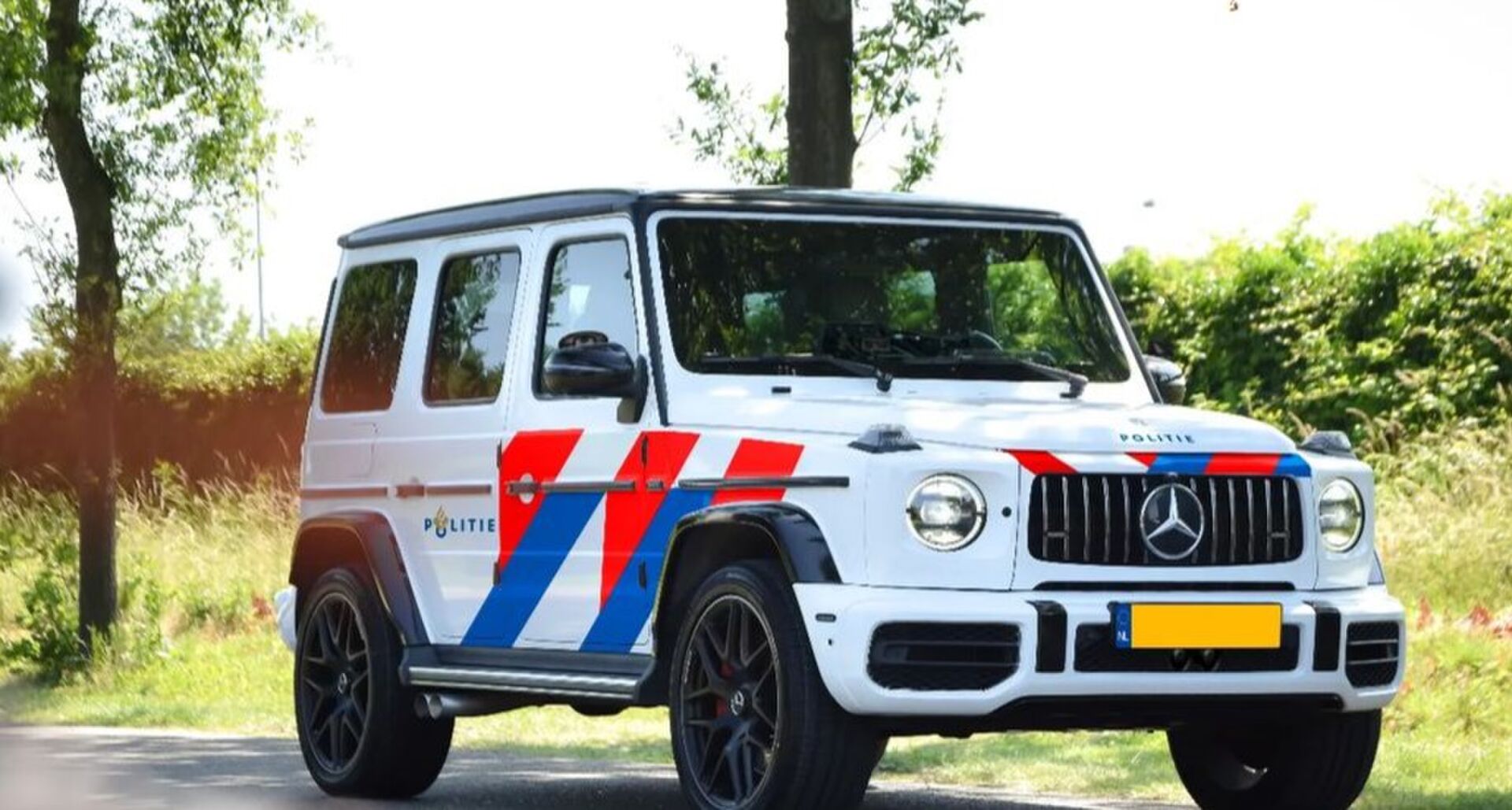 Mercedes G-wagon politie