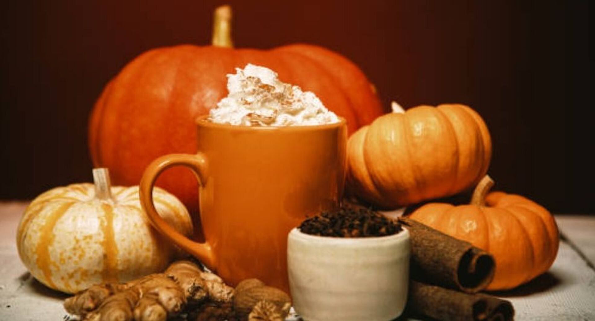 Sterrenbeelden die niet zonder een Pumpkin Spice Latte kunnen