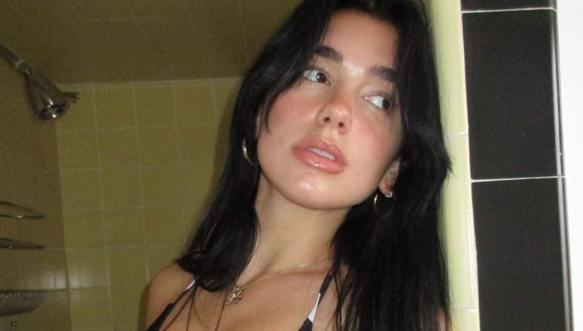 dua lipa 32