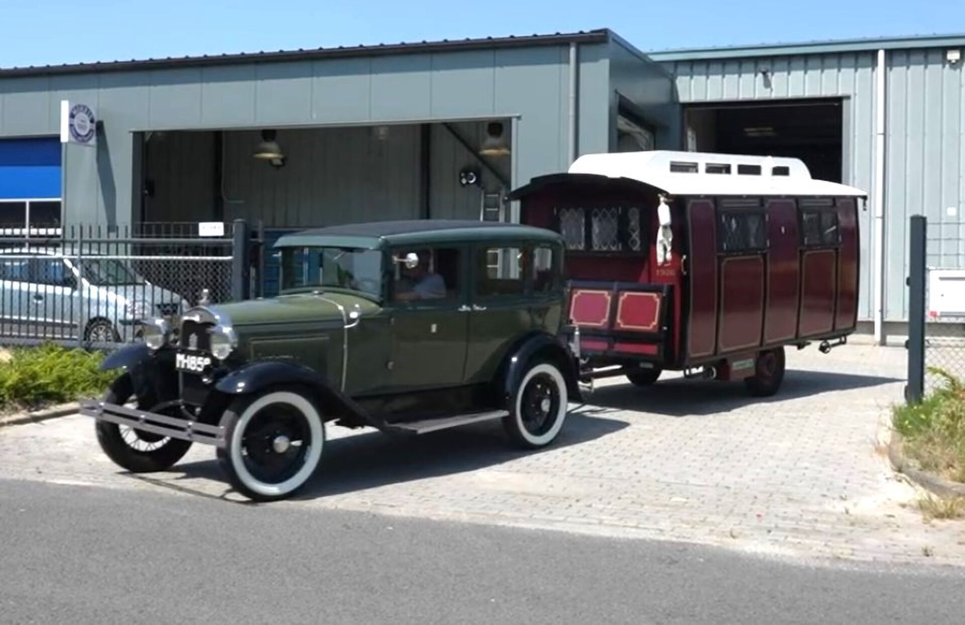 Eccles caravan 1926