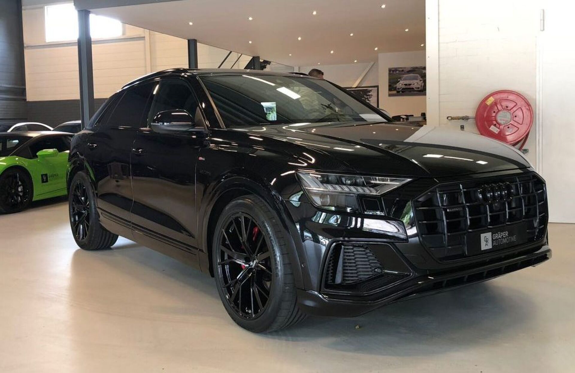 audi q8 bizzey