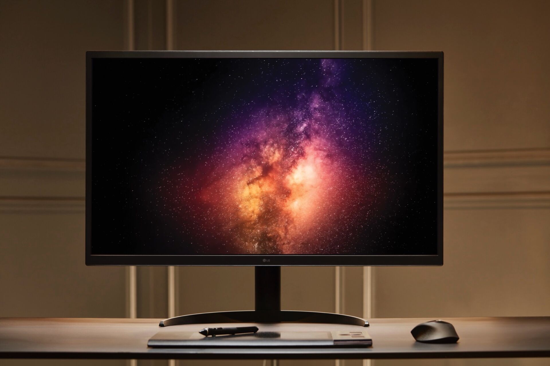 LG UltraFine™ OLED Pro