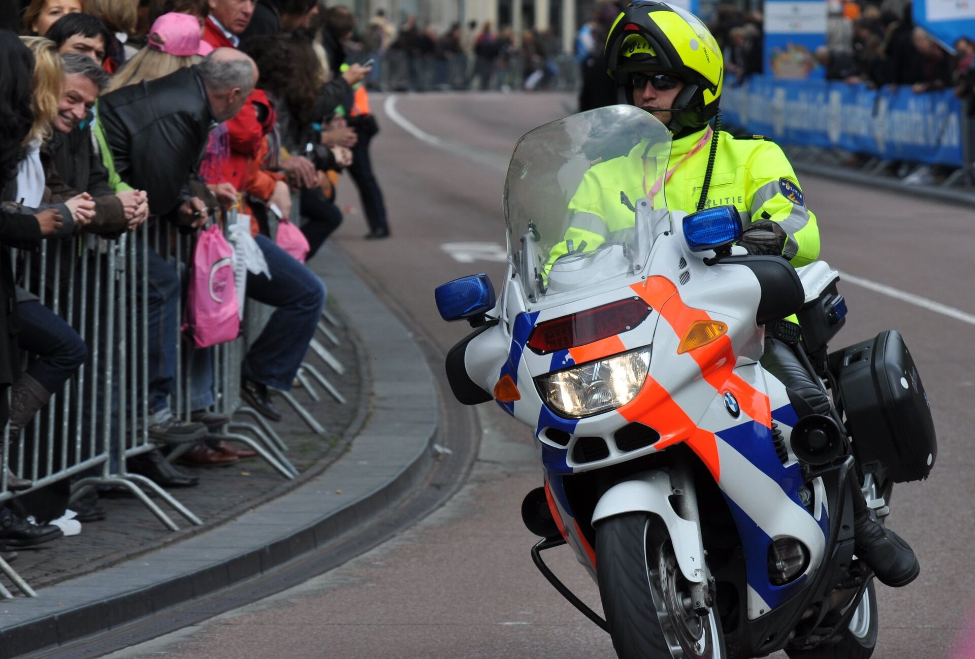 salaris politie opleiding