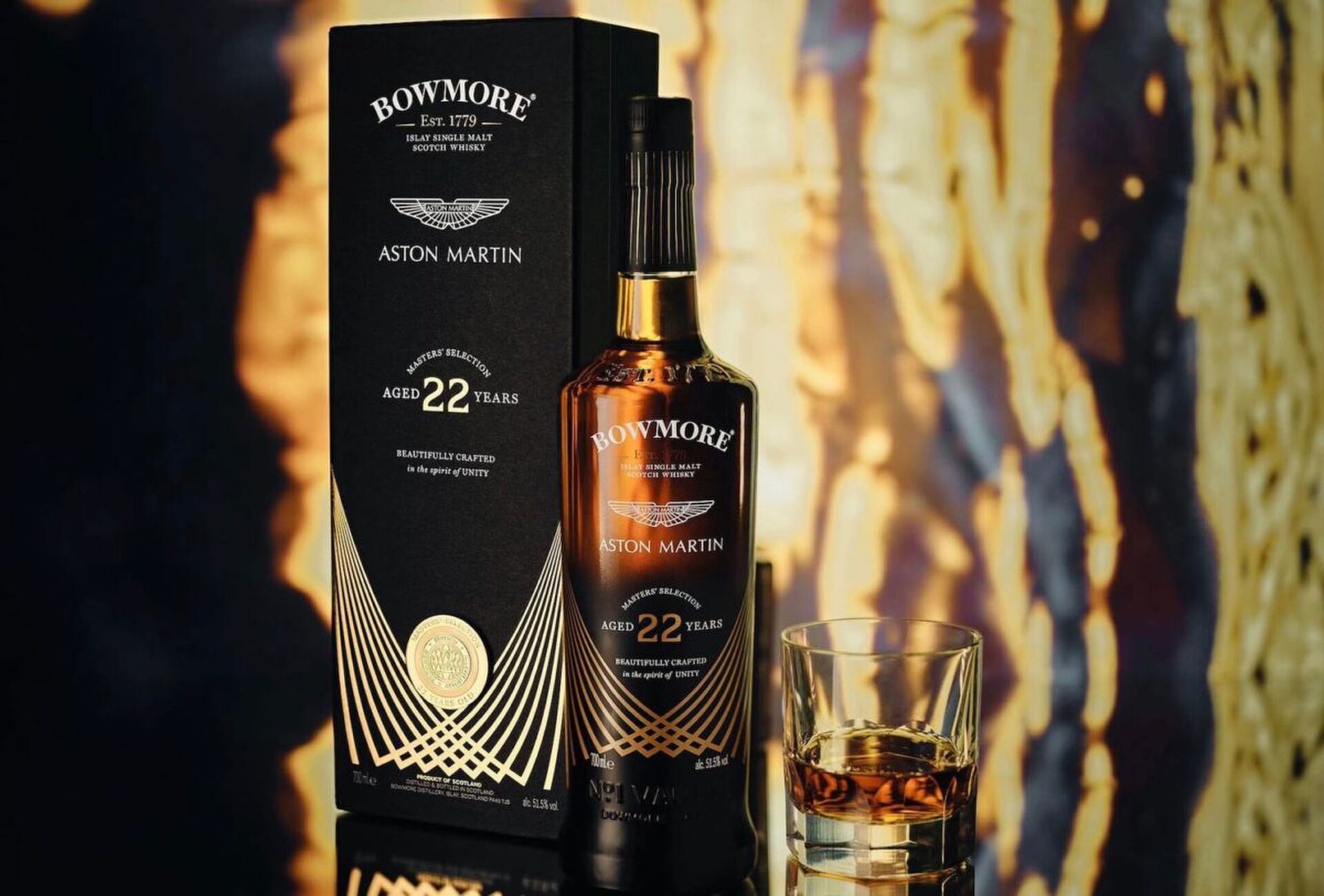 bowmore aston martin whisky