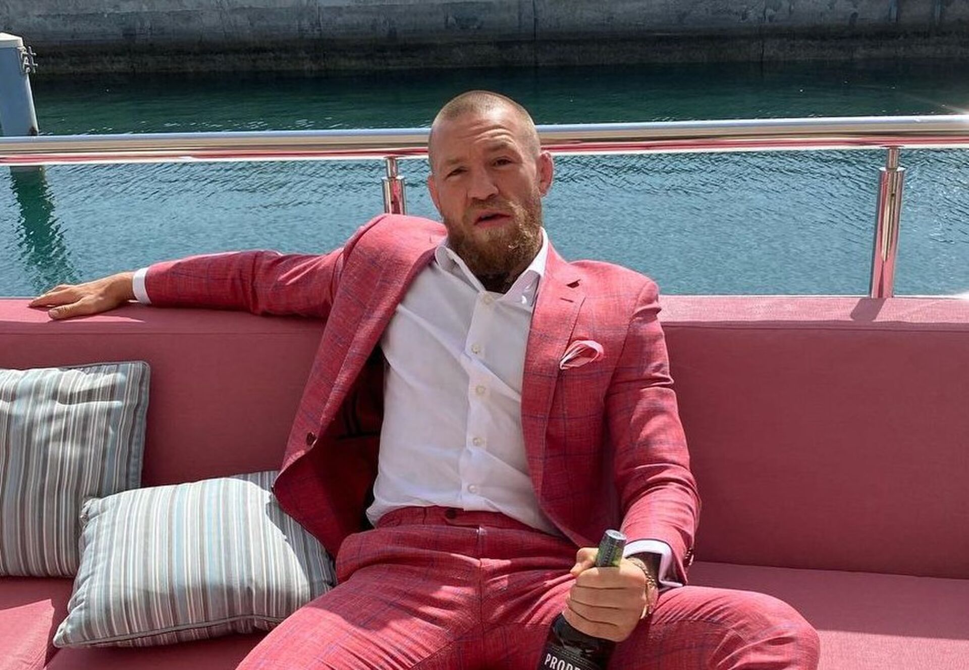 Luxe Lamborghini jacht Conor McGregor