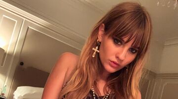 Victoria De Angelis