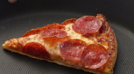 pizza punt opwamrne in pan hoe moet dat