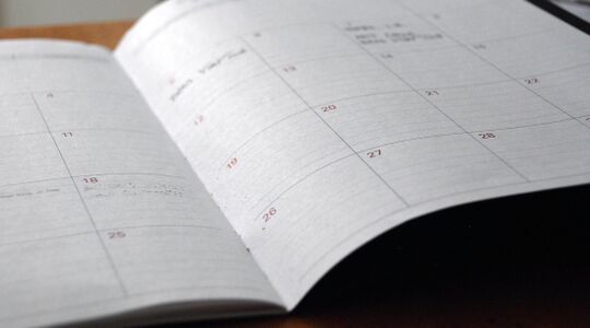 waarom jaar 13 maanden in plaats van 12