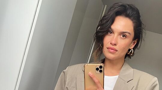 Holly Mae Brood schittert in nieuwe Hunkemöller campagne