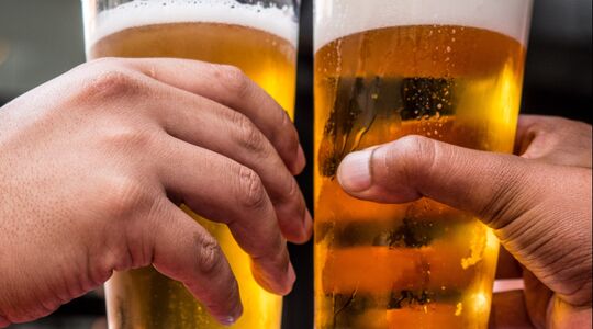 Dit effect heeft alcohol op je darmen