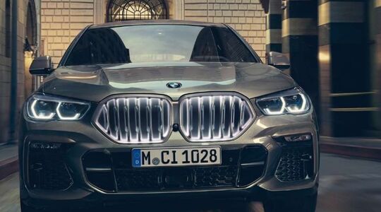 bmw x6 m50i