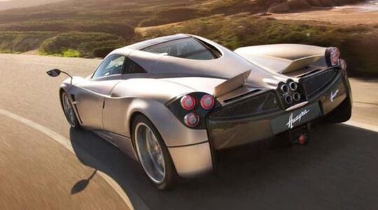 Pagani Huayra C10