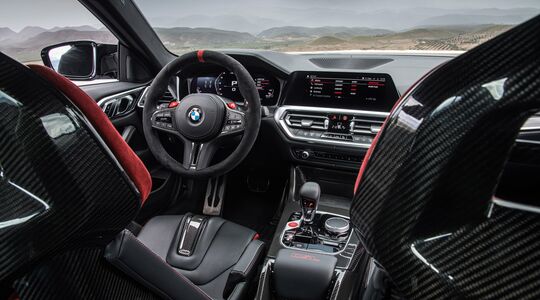 BMW M4 CSL