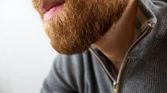 kale plekken baard