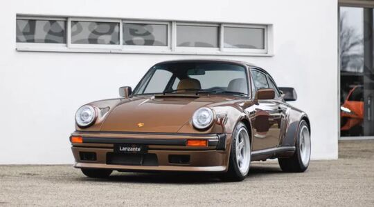 Lanzante Porsche 911